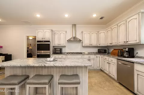 Kitchen - 1062 David Road Rd, Coldwater, MS 38618 photo 3 of 4