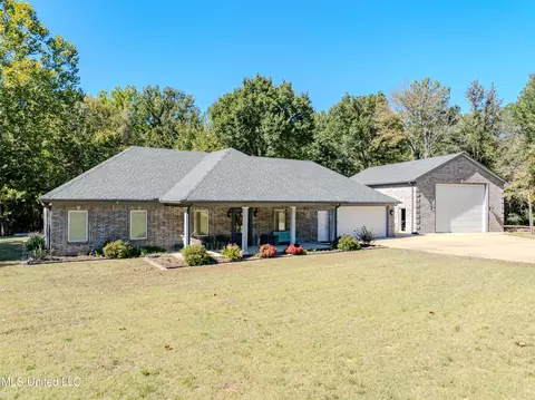 1062 David Road Rd, Coldwater, MS 38618