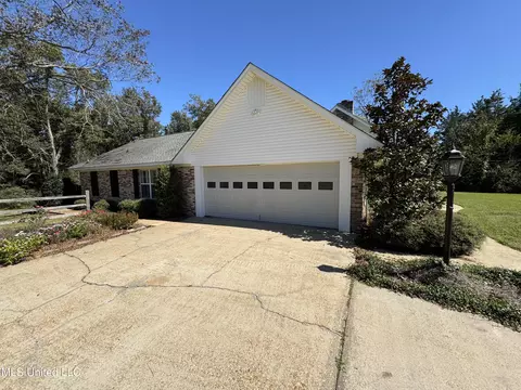 103 Glenartney St, Brandon, MS 39042 photo 2