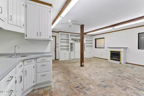 Living - 1402 Hazel St, Jackson, MS 39202 photo 1 of 6