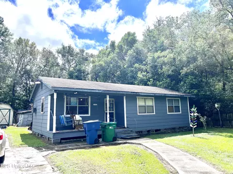3612 Ryland Rd, Moss Point, MS 39562