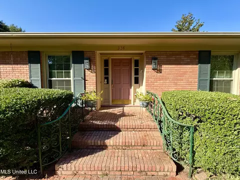Exterior - 338 Rollingwood Dr, Jackson, MS 39211 photo 2 of 7