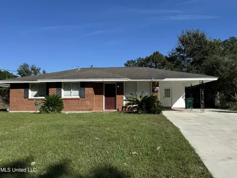 1610 Cahill Dr, Gulfport, MS 39507