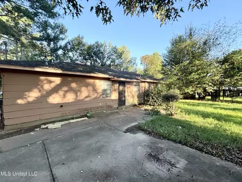 451 3rd Ave, Canton, MS 39046 photo 3