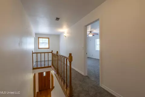 Entry Way - 16601 Mcgregor Rd, Vancleave, MS 39565 photo 2 of 2