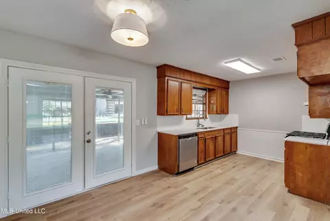 Kitchen - 205 Trace Harbor Rd, Madison, MS 39110 photo 1 of 6