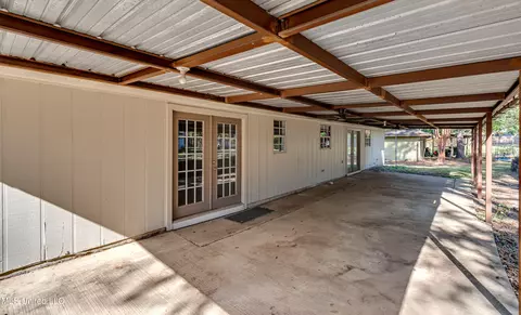 Exterior - 205 Trace Harbor Rd, Madison, MS 39110 photo 11 of 13