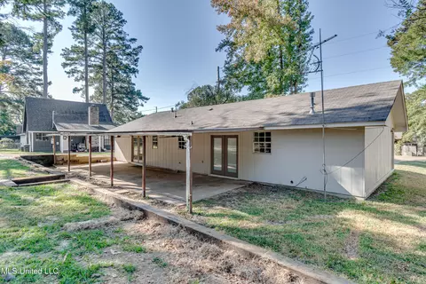 Exterior - 205 Trace Harbor Rd, Madison, MS 39110 photo 8 of 13