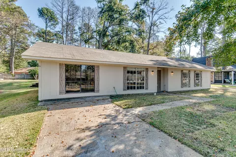 Exterior - 205 Trace Harbor Rd, Madison, MS 39110 photo 3 of 13