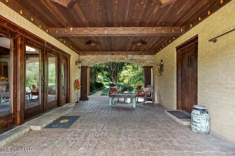 Exterior - 425 Buck Cv, Hernando, MS 38632 photo 8 of 30