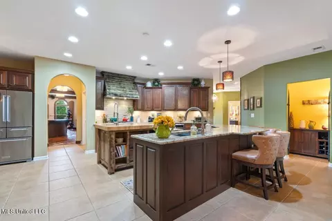 Kitchen - 425 Buck Cv, Hernando, MS 38632 photo 1 of 17