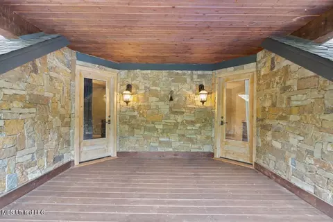 Exterior - 425 Buck Cv, Hernando, MS 38632 photo 5 of 30