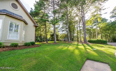 Exterior - 218 Baytowne, Madison, MS 39110 photo 2 of 5