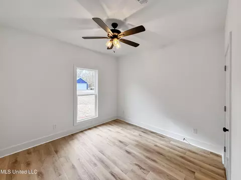Bedroom - 108 W Sunset Dr, Brandon, MS 39042 photo 2 of 4