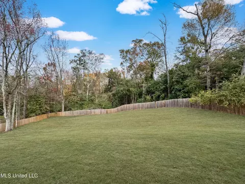 Exterior - 108 W Sunset Dr, Brandon, MS 39042 photo 2 of 2