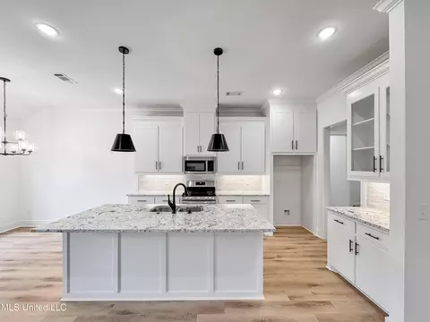 Kitchen - 108 W Sunset Dr, Brandon, MS 39042 photo 1 of 4