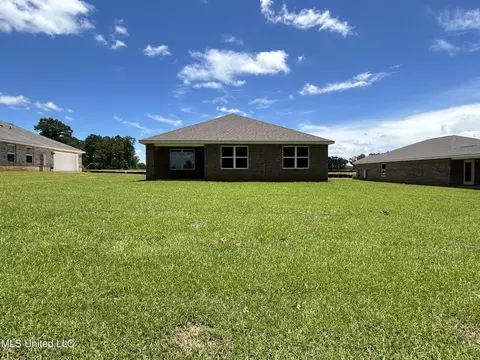 Exterior - 114 Kings Crossing Dr, Lucedale, MS 39452 photo 2 of 2