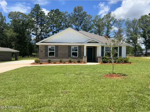 Exterior - 114 Kings Crossing Dr, Lucedale, MS 39452 photo 1 of 2