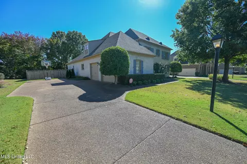 Exterior - 4786 Delbridge E Ct, Olive Branch, MS 38654 photo 13 of 13