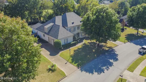 View/Area - 4786 Delbridge E Ct, Olive Branch, MS 38654 photo 1 of 5