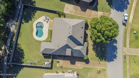 View/Area - 4786 Delbridge E Ct, Olive Branch, MS 38654 photo 2 of 5