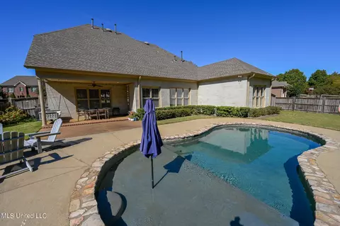 Exterior - 4786 Delbridge E Ct, Olive Branch, MS 38654 photo 11 of 13