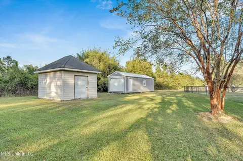 Exterior - 20000 Esther Rd, Saucier, MS 39574 photo 5 of 10