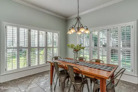 Dining - 136 Wind Dance Dr, Madison, MS 39110 photo 4 of 7