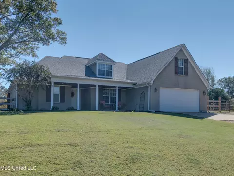 138 Waverly Cir, Senatobia, MS 38668