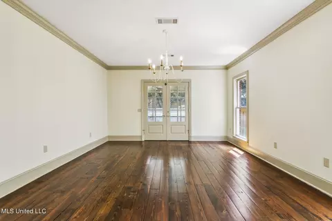 Other - 2133 Brackenshire Cir, Jackson, MS 39211 photo 3 of 10