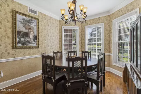 Dining - 283 Deer Haven Dr, Madison, MS 39110 photo 1 of 2