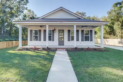 605 Commerce St, Gulfport, MS 39507
