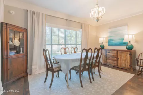 Dining - 409 Meadows Ct, Madison, MS 39110 photo 1 of 2