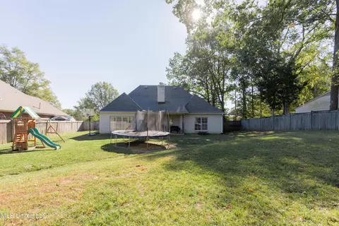 Exterior - 409 Meadows Ct, Madison, MS 39110 photo 19 of 23