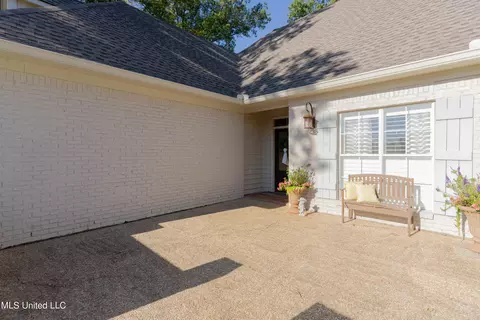 Exterior - 409 Meadows Ct, Madison, MS 39110 photo 10 of 23
