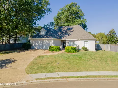 Exterior - 409 Meadows Ct, Madison, MS 39110 photo 2 of 23