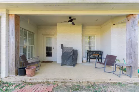 Exterior - 409 Meadows Ct, Madison, MS 39110 photo 13 of 23