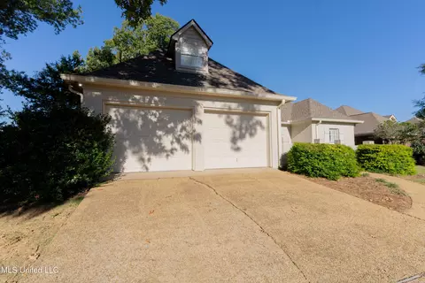 Exterior - 409 Meadows Ct, Madison, MS 39110 photo 6 of 23