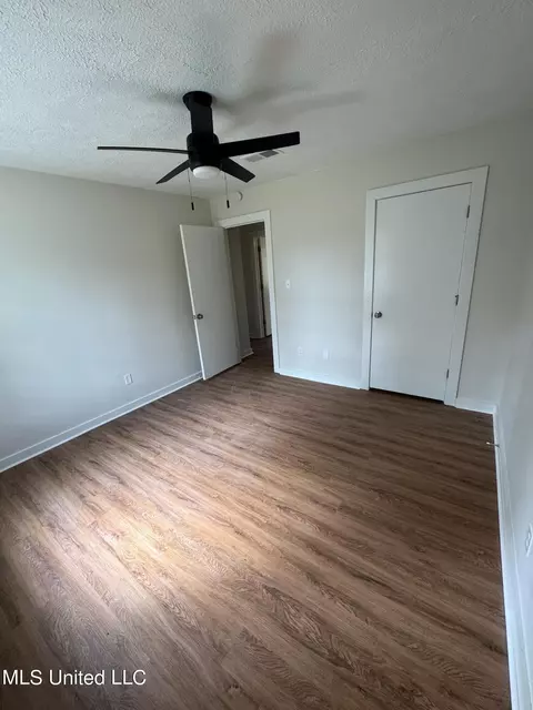 Bedroom - 654 Briarcliff Cir, Jackson, MS 39212 photo 3 of 3