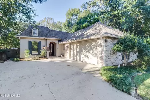 63730 N Diamondhead Dr, Diamondhead, MS 39525
