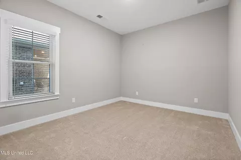 Bedroom - 2127 Watson Vw E, Nesbit, MS 38651 photo 4 of 5