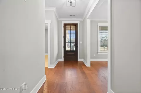 Entry Way - 2127 Watson Vw E, Nesbit, MS 38651 photo 1 of 4