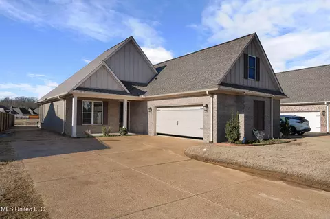 Exterior - 2127 Watson Vw E, Nesbit, MS 38651 photo 1 of 4