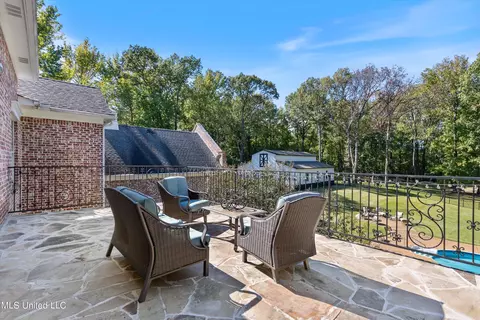Other - 135 N Boone Dr, Hernando, MS 38632 photo 7 of 9