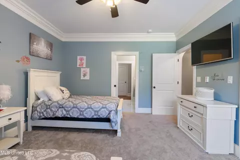 Bedroom - 135 N Boone Dr, Hernando, MS 38632 photo 4 of 6