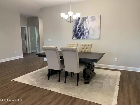 Dining - 447 Piney Dr, Pearl, MS 39208 photo 2 of 2