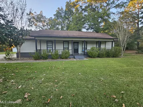 10031 Hwy 492, Union, MS 39365