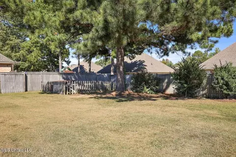 Exterior - 200 Herrington Cv, Madison, MS 39110 photo 9 of 10
