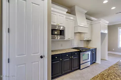 Kitchen - 200 Herrington Cv, Madison, MS 39110 photo 1 of 3