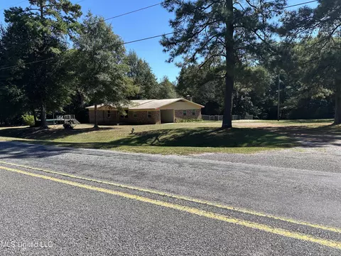 836 George Brown Rd, Lucedale, MS 39452 photo 4